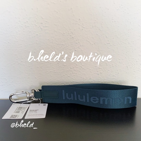 lululemon Never Lost Keychain (New Style) Submarine/Utility Blue Brand New NWT - Picture 1 of 12